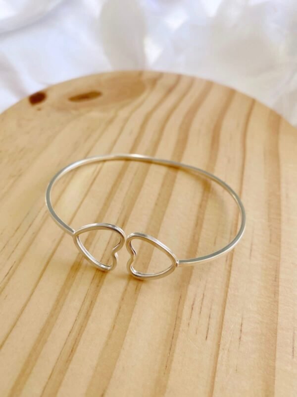 Bracelete Dois Corações
