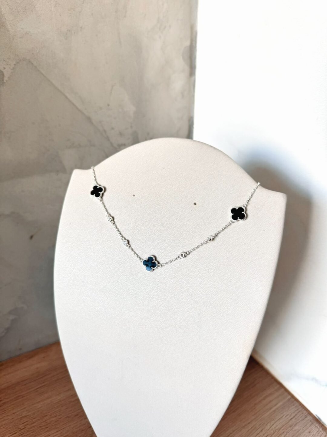 Choker Pedra Agatha Negra C/ Zircônia (Inspiração Van Cleef & Arpels) Dupla Face - Imagem 2