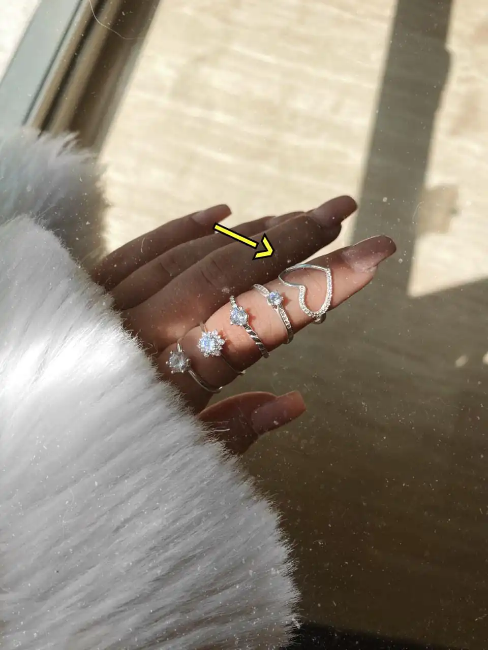 Anel Coração Meio Cravejado - Imagem 2