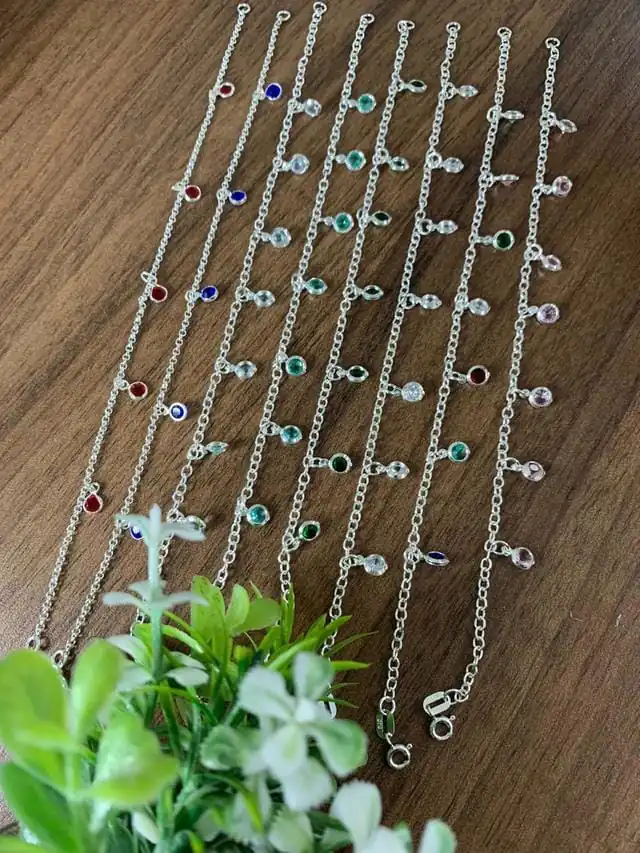 Pulseira Zircônias Penduradas (Várias Cores) - Imagem 7