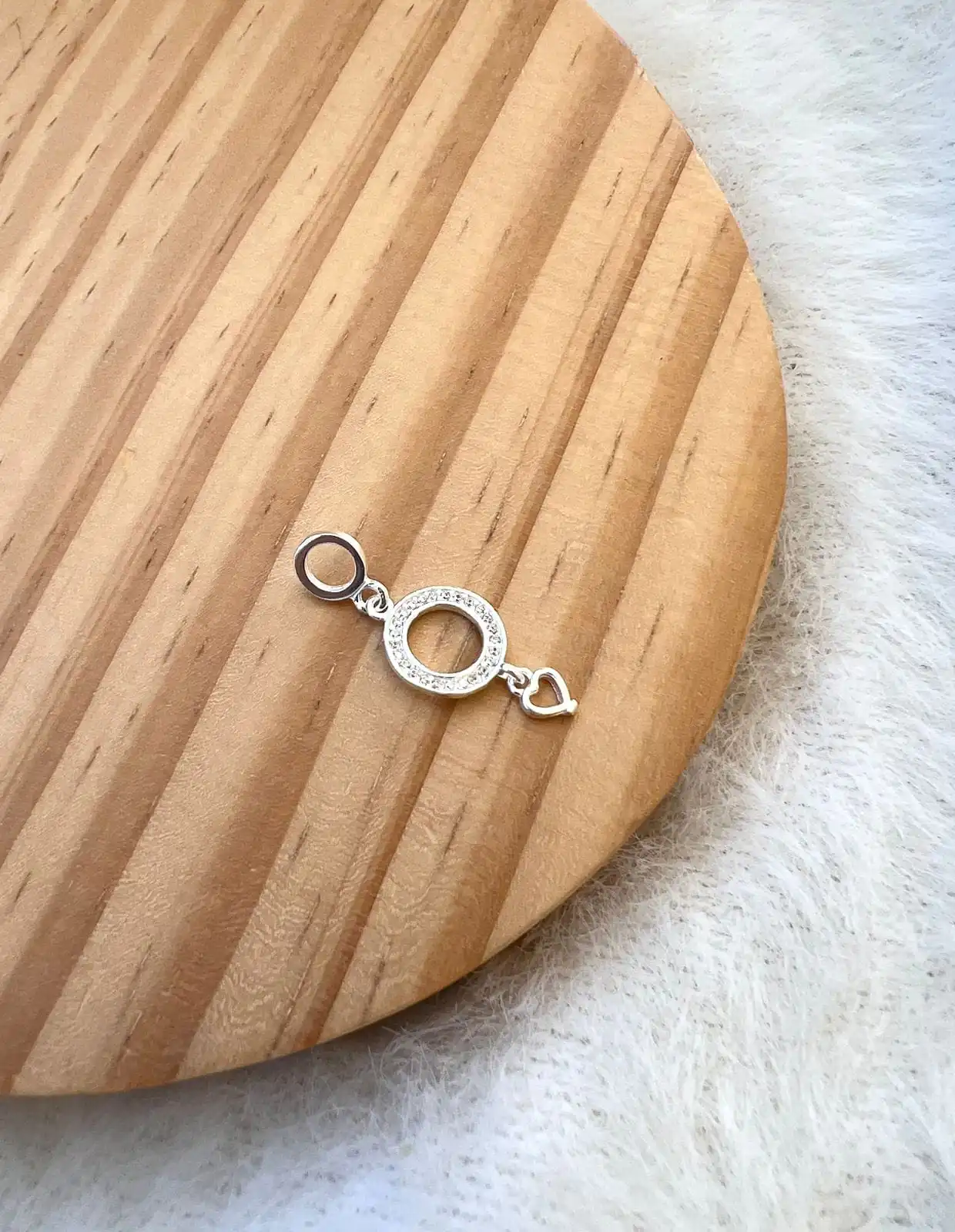 Berloque Circulo Cravej. C/ Pingt. Coração Vaz