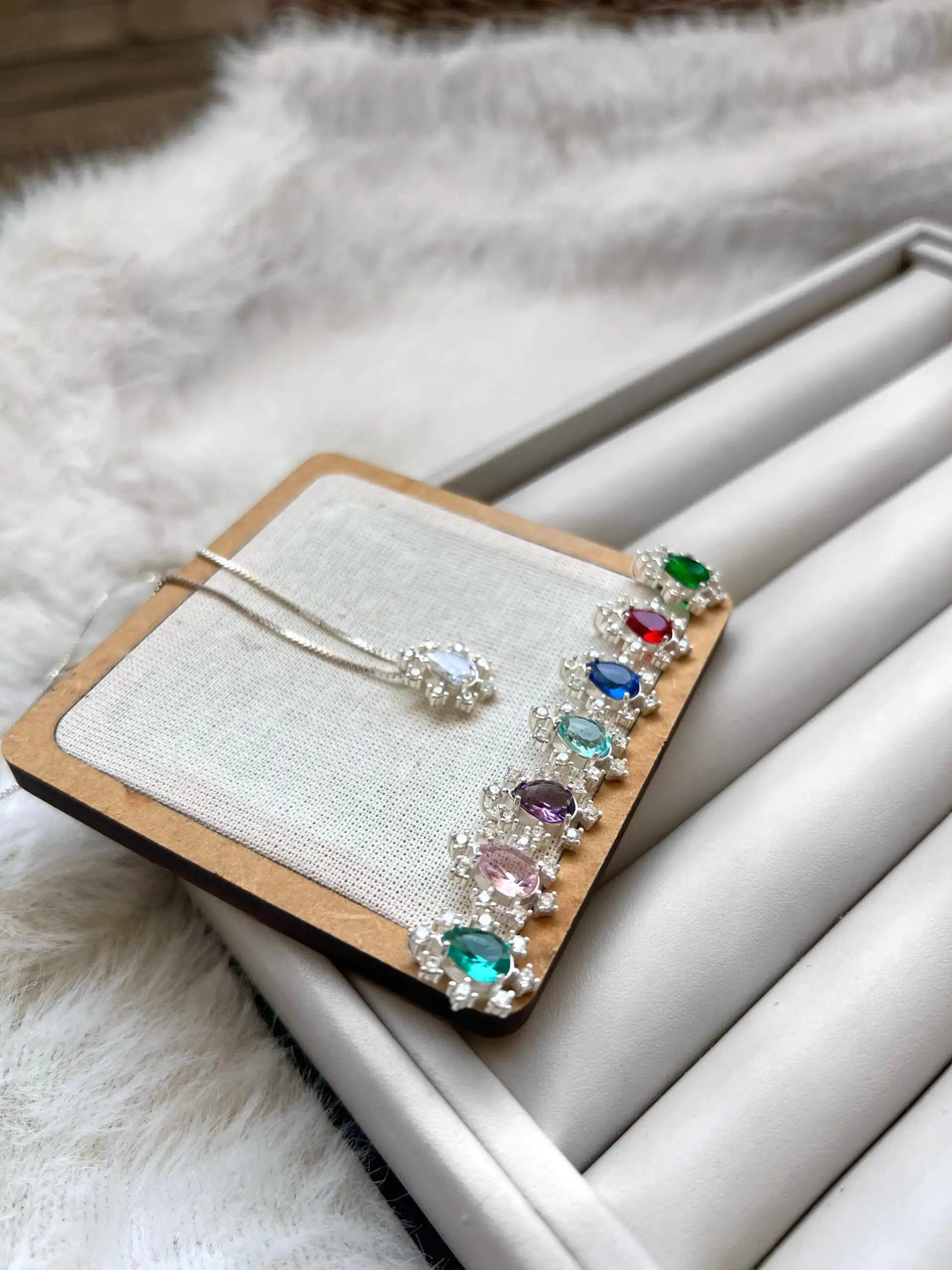 Colar 9 Pedras Cravej. - Imagem 2