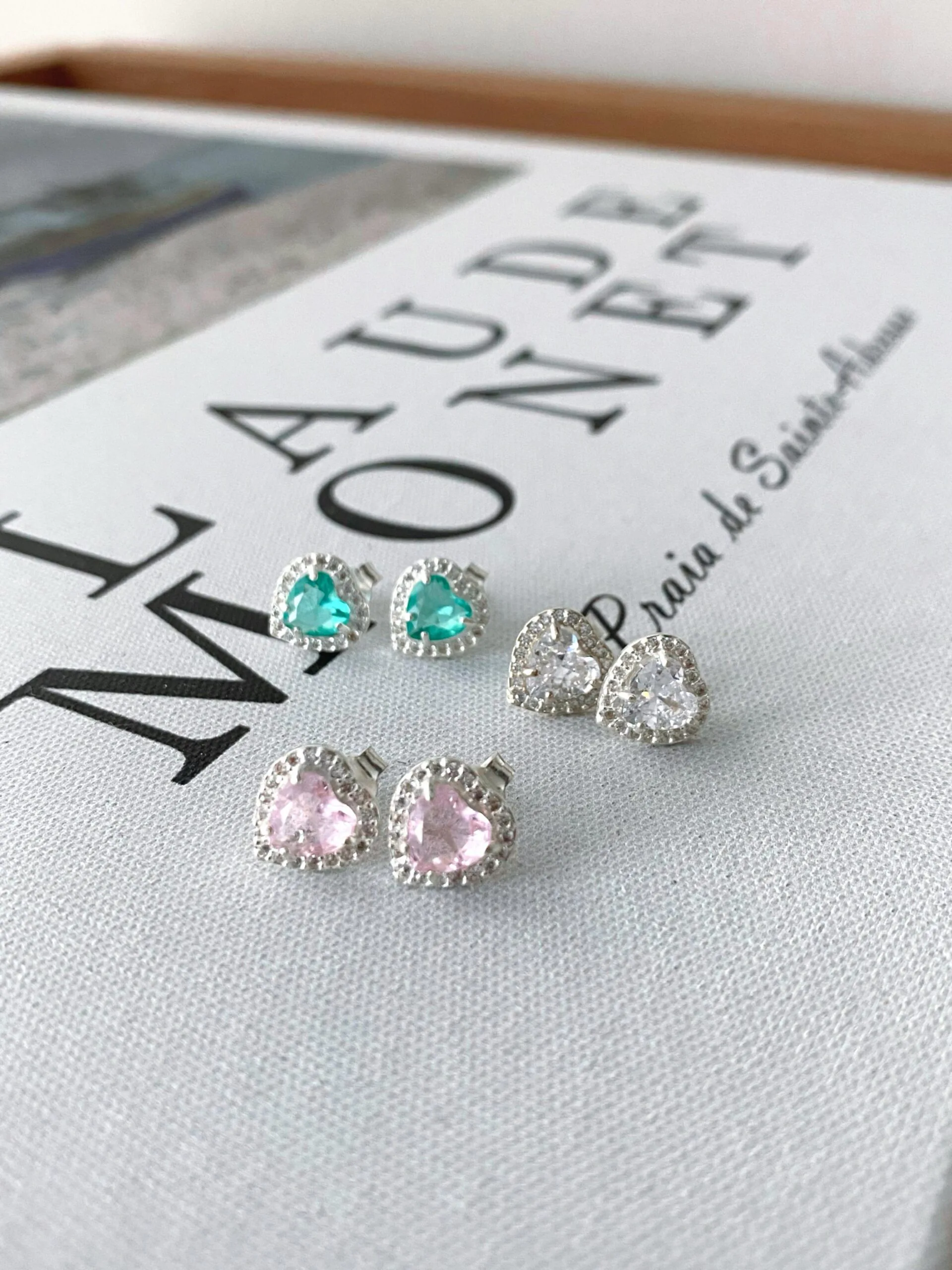 Brinco Coração Todo Cravej. C/ Zircônia - Imagem 2