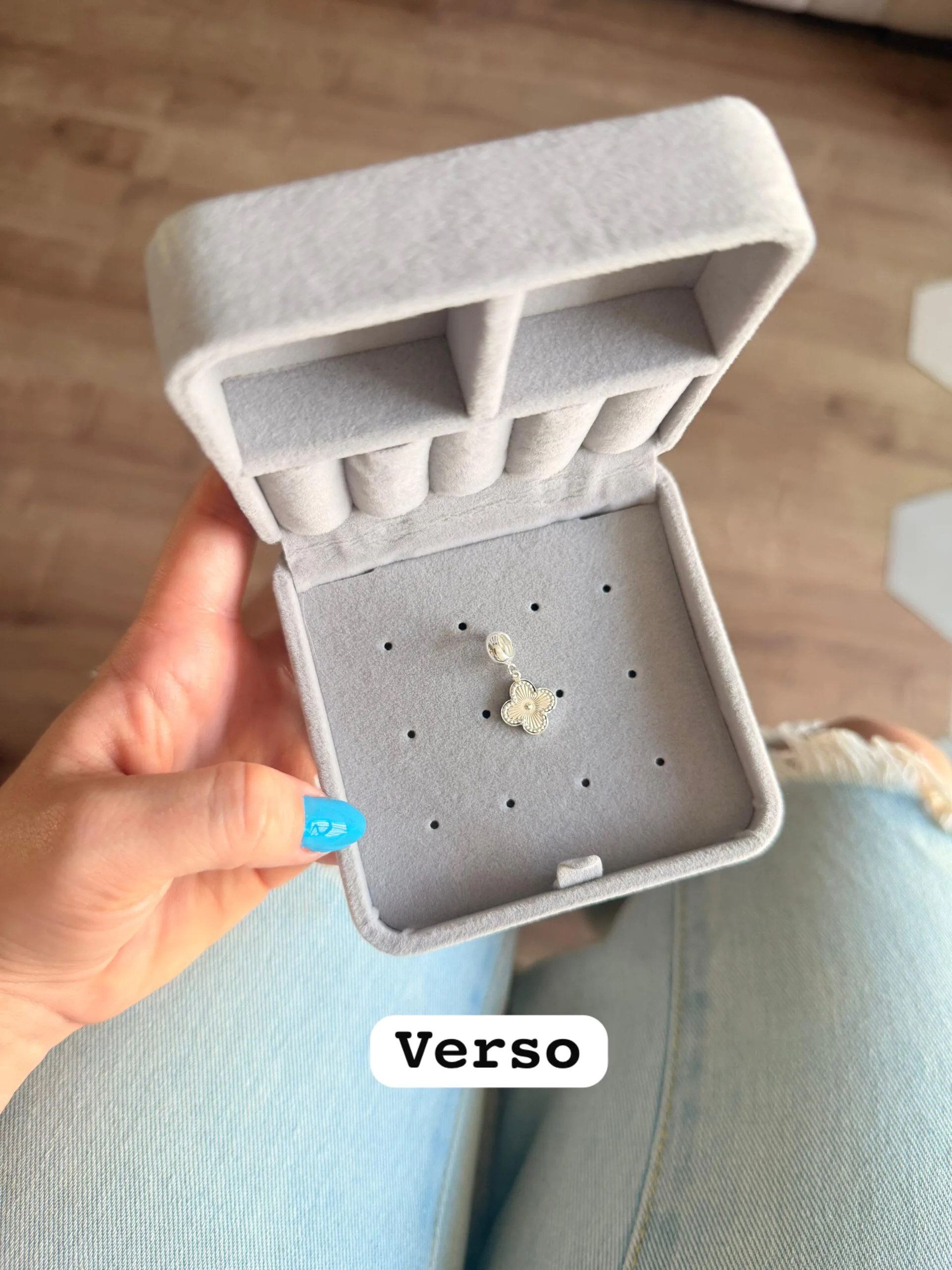 Berloque Trevo Pedra Preta - Imagem 3