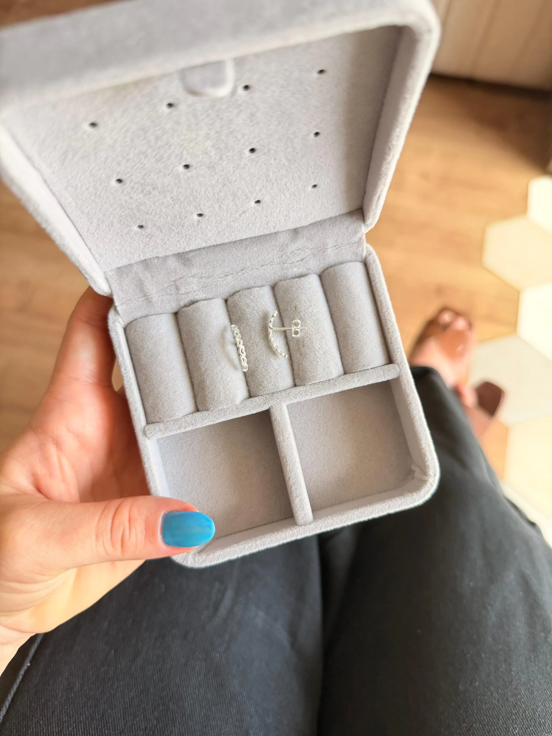 Brinco De Tira  Corações Vaz. - Imagem 2