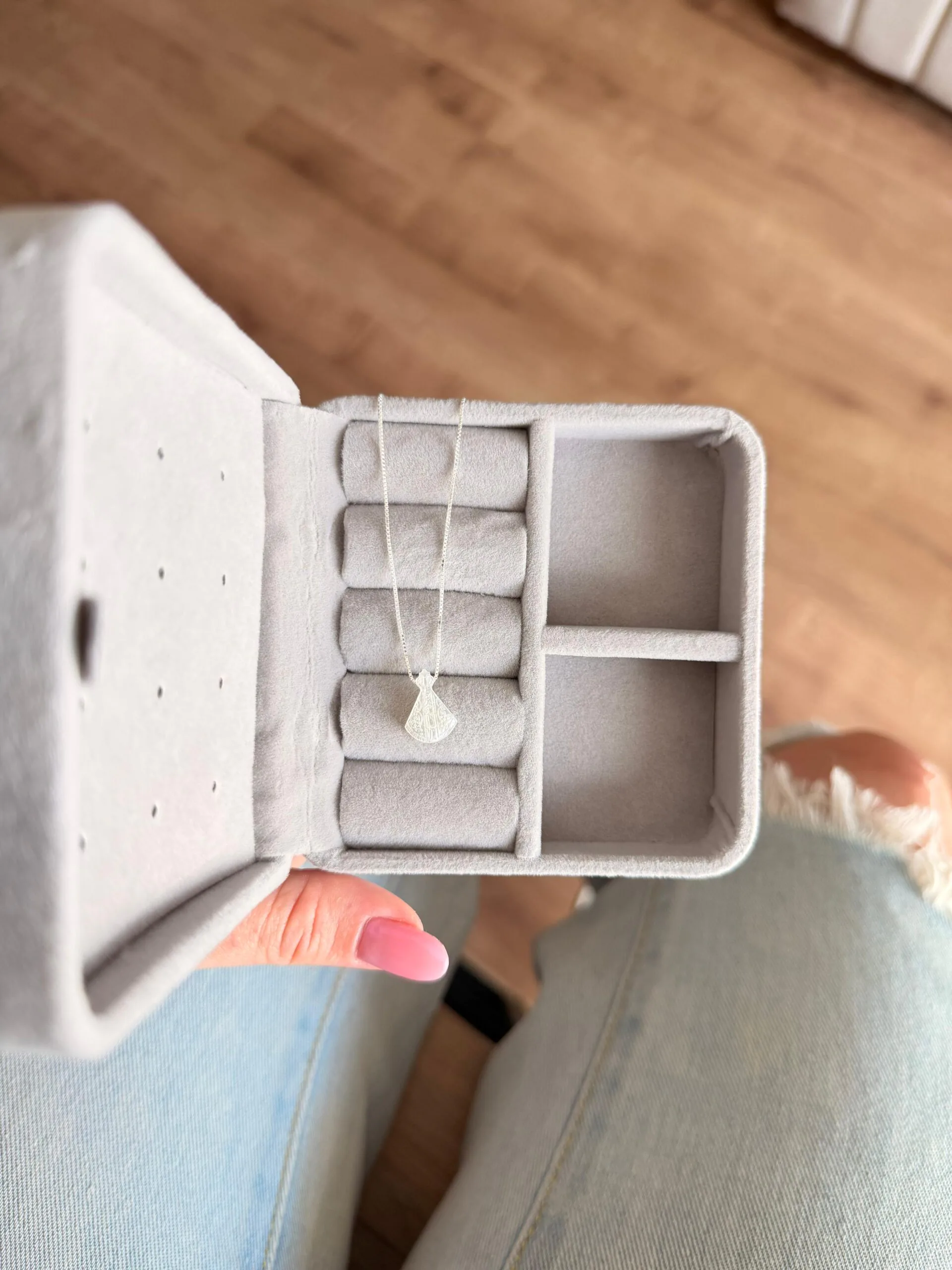 Colar Nossa Senhora Aparecida (Madrepérola) - Imagem 2