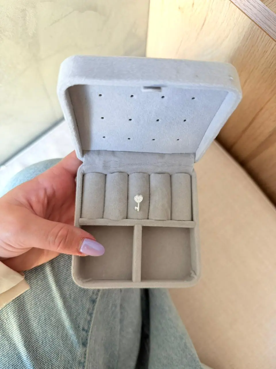 Berloque Chave Coração Cravej. - Imagem 2