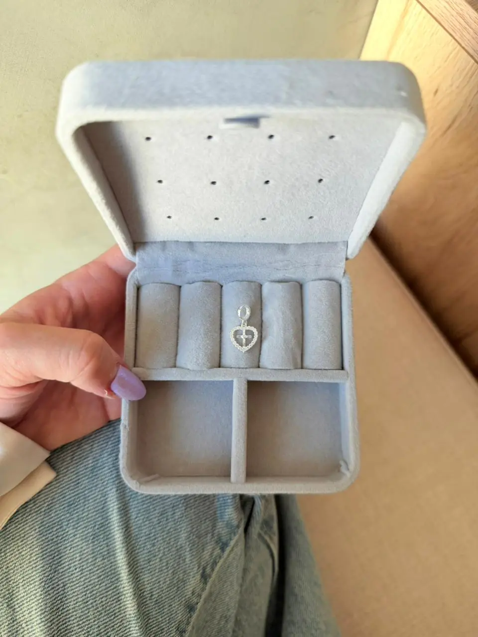 Berloque Coração + Cruz Cravej. - Imagem 2