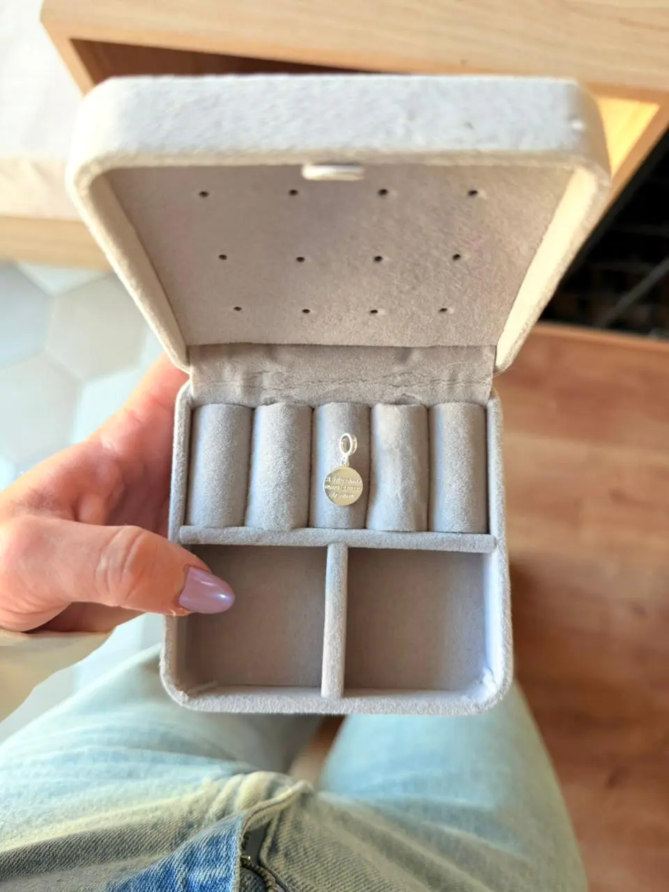 Berloque "A Felicidade Mora Dentro De Mim" - Imagem 2