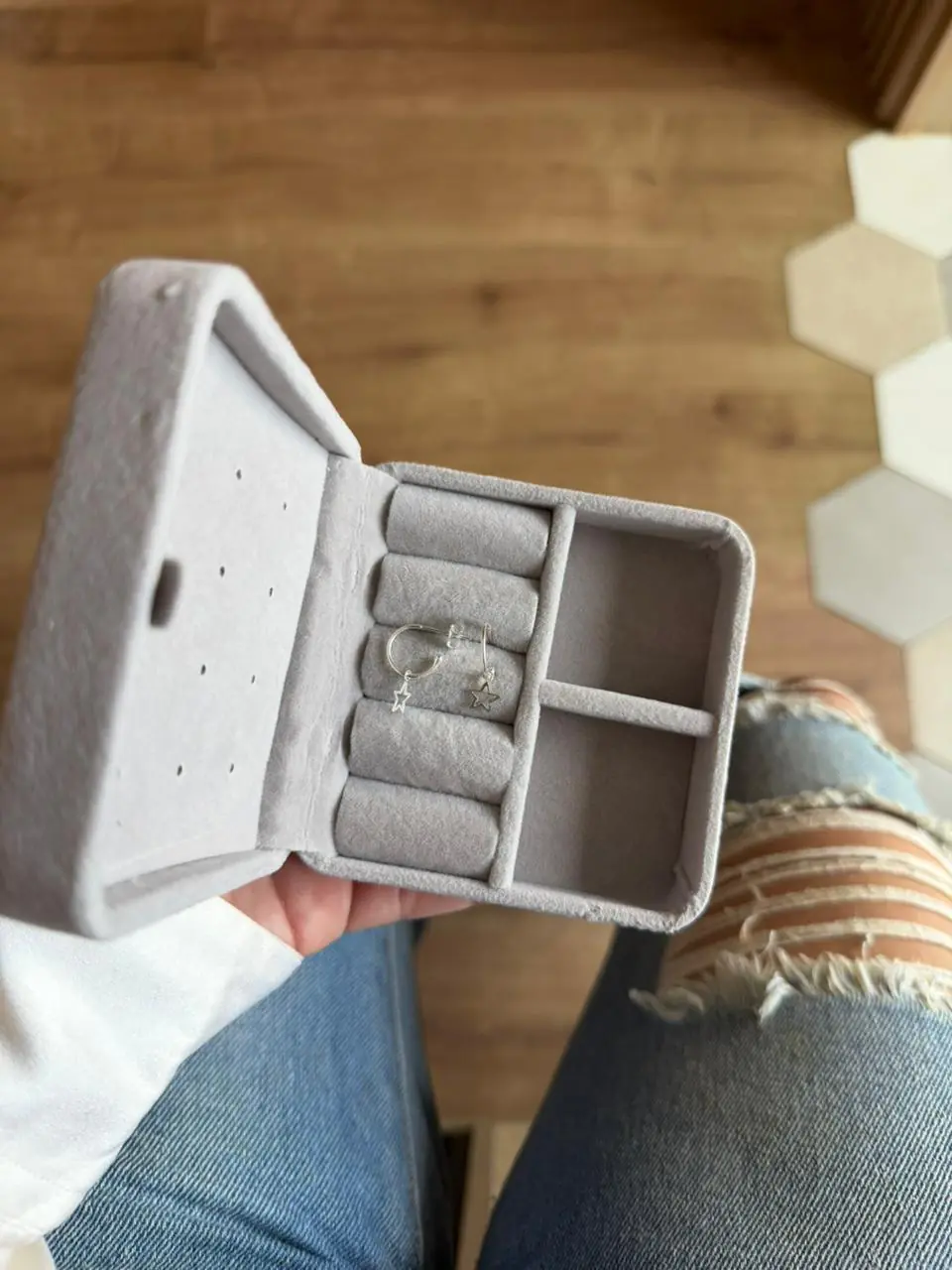 Brinco Estrela Vaz. Pendurada - Imagem 2